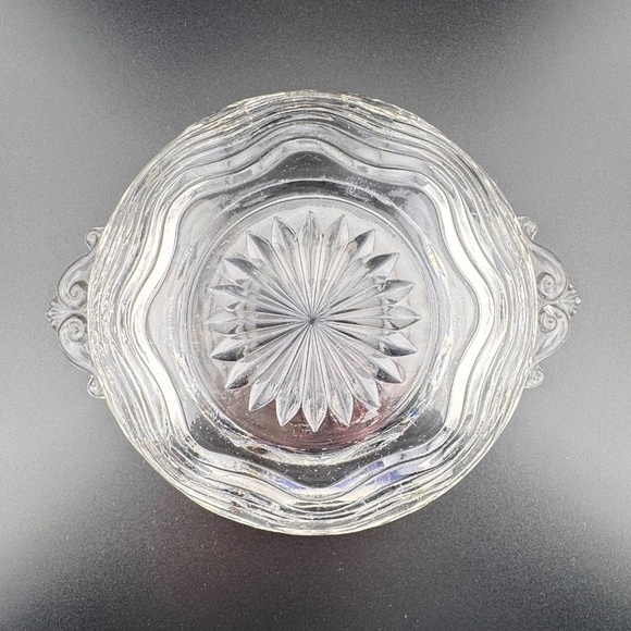 17 Clear by Anchor Hocking Handled Glass Bowl Vintage Weddings Retro 1960s - Picture 3 of 3